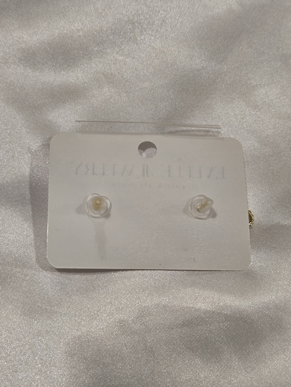 Evelle Jewelry Gold Crystal Drop Earrings NWOT - Picture 4 of 4